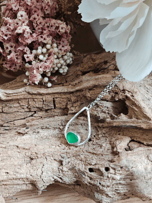 Emerald Ocean Pendant 