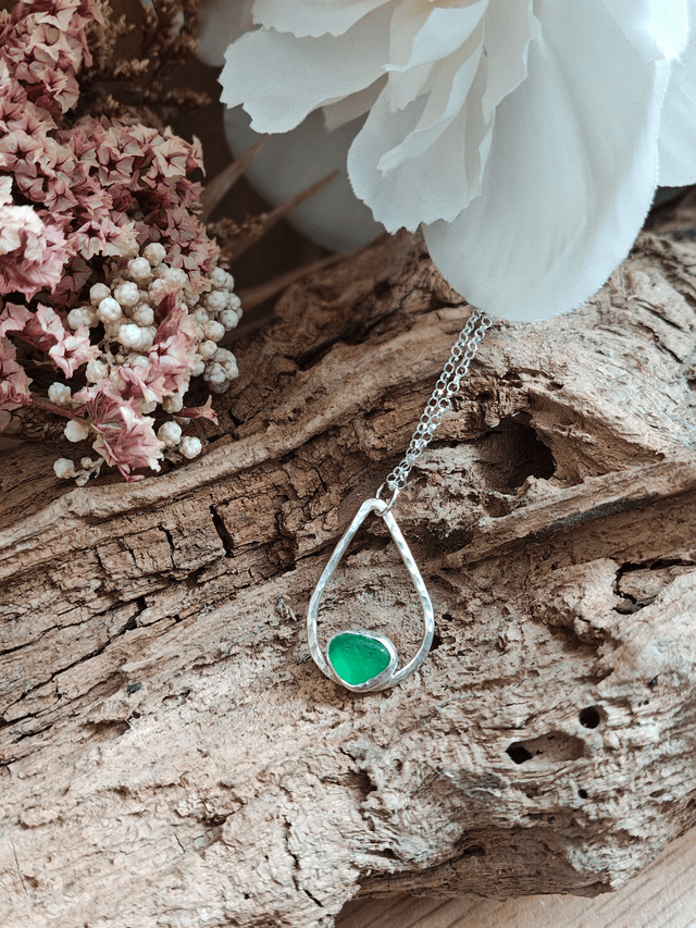 Emerald Ocean Pendant 